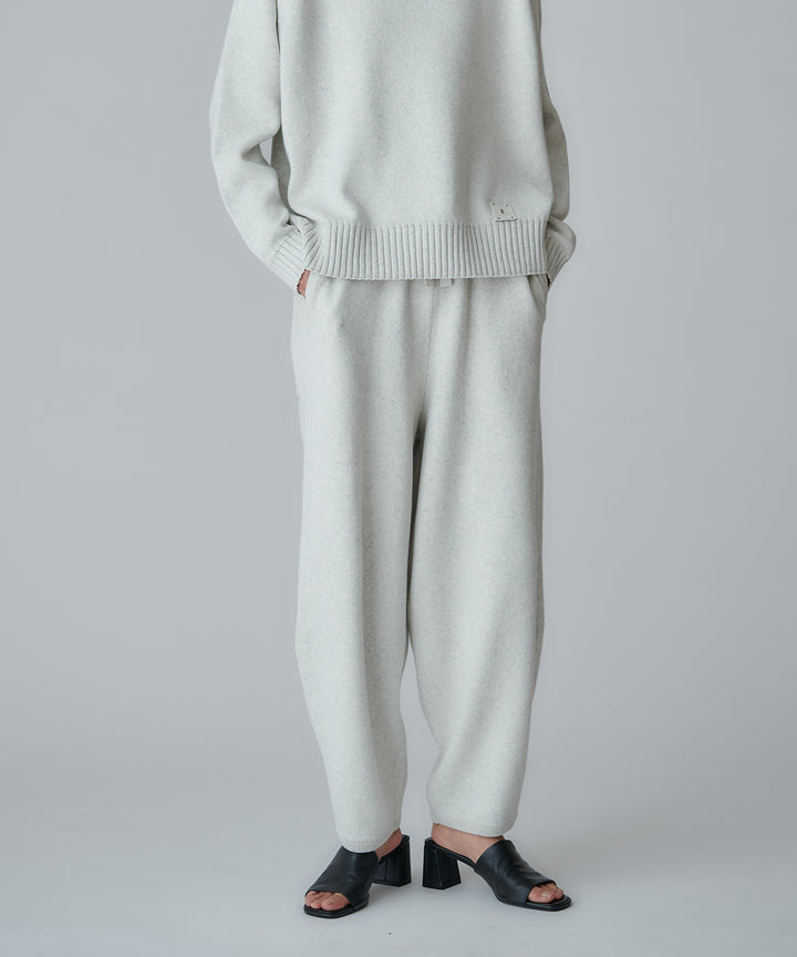 ADDELMニットバレルパンツ