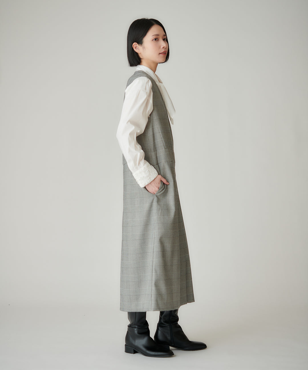 アシンメトリーデザインワンピース