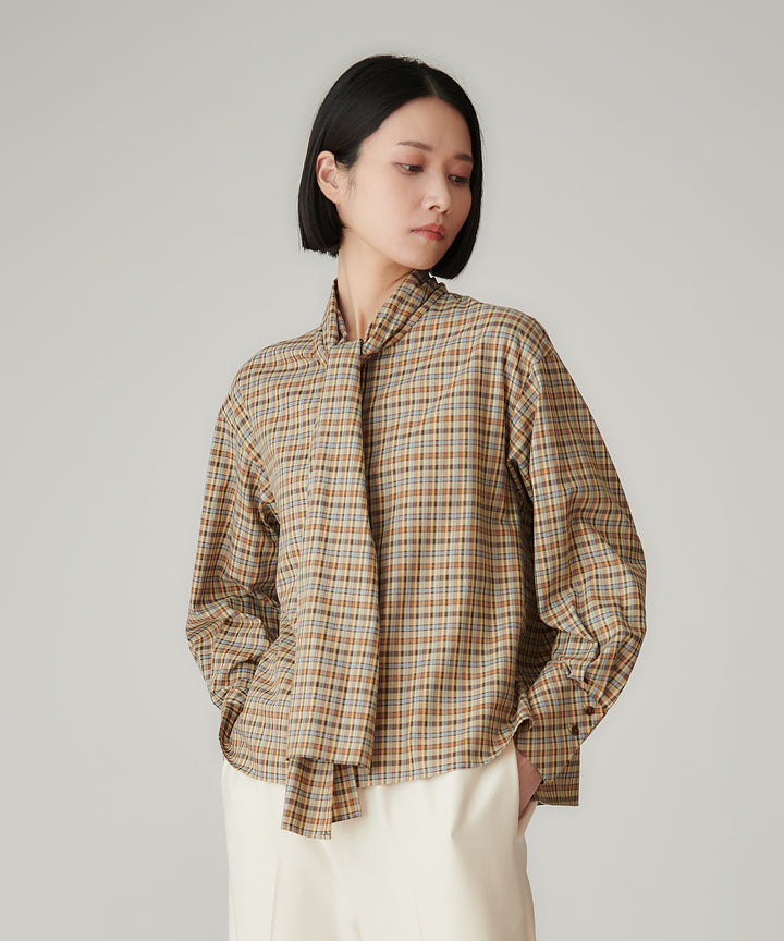 モデルH：170cm / 38 / イエロー系