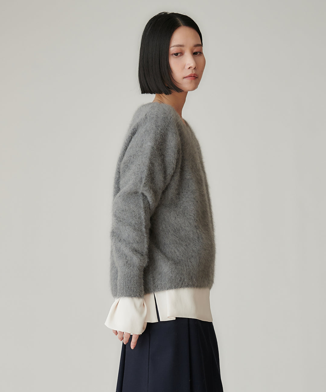 フォックスカシミヤVネックニット
