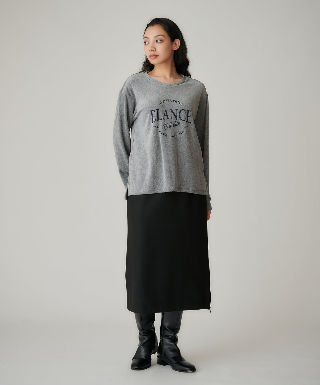 ベロアロゴプリントロングスリーブTシャツ