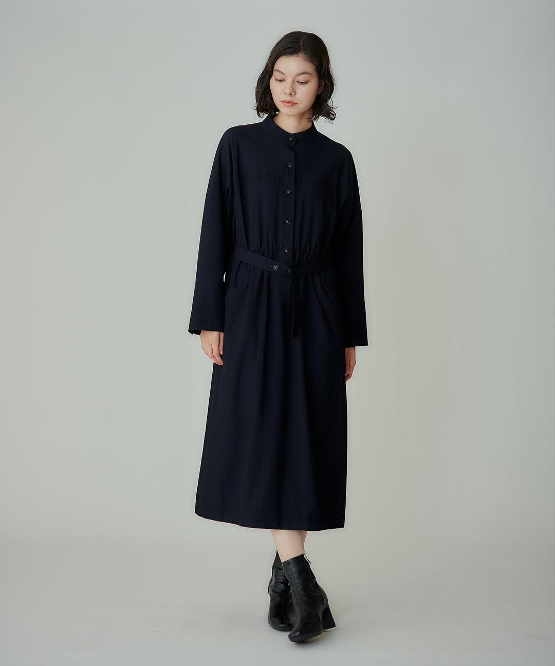 モデルH：170cm / 38 / ネイビー
