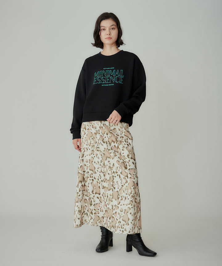 裏起毛ステッチ刺繍スウェット
