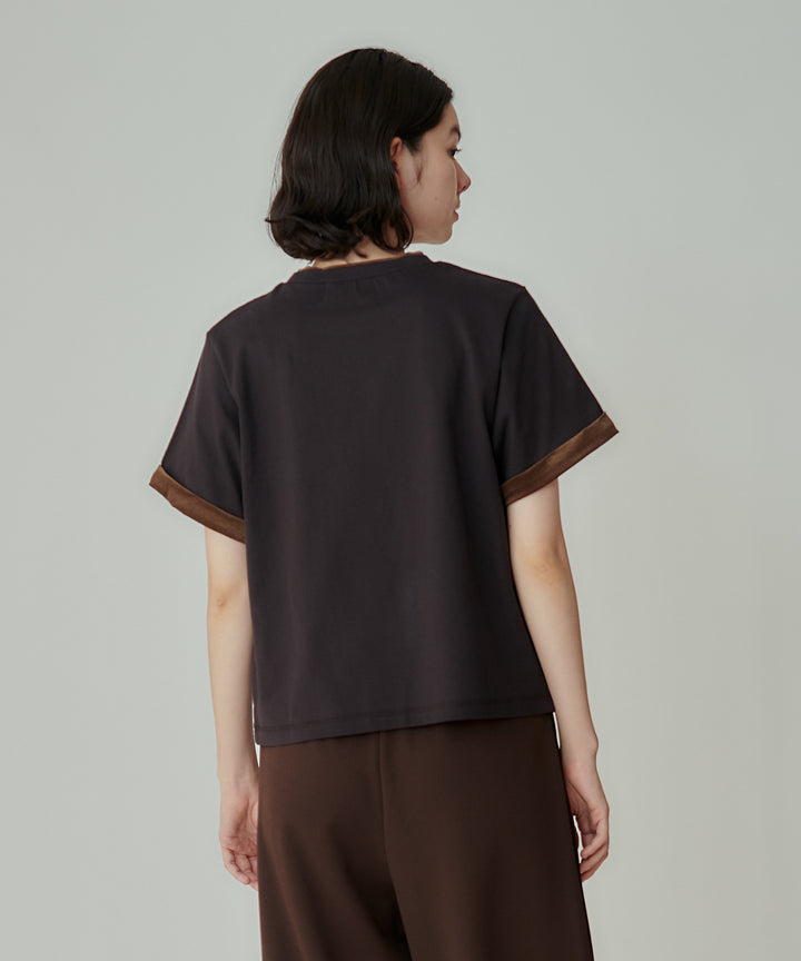 配色ラインデザインTシャツ