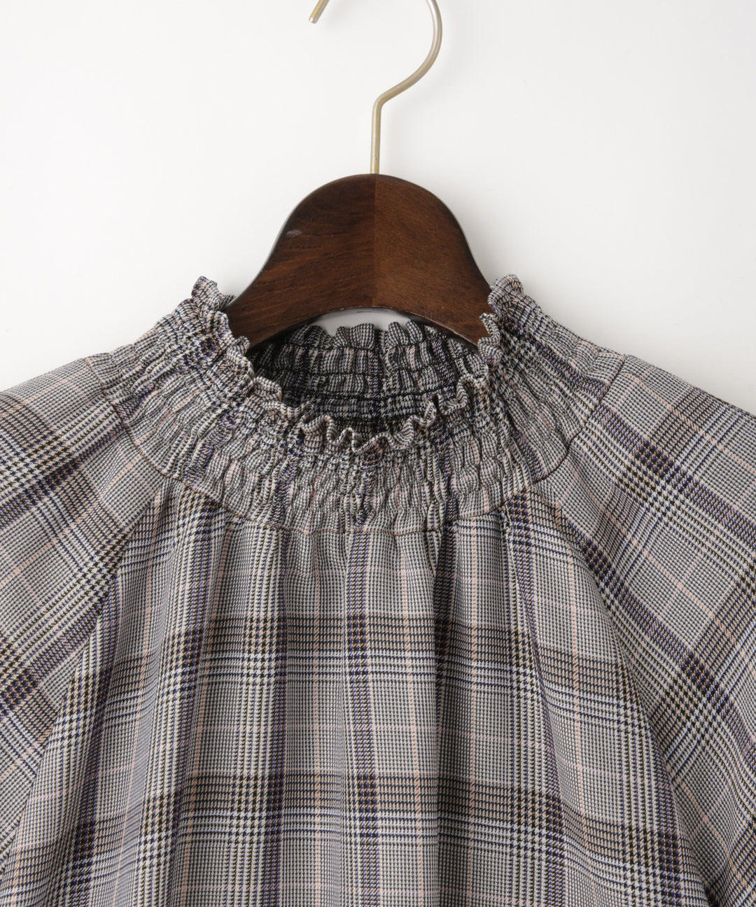 シャーリングブラウス