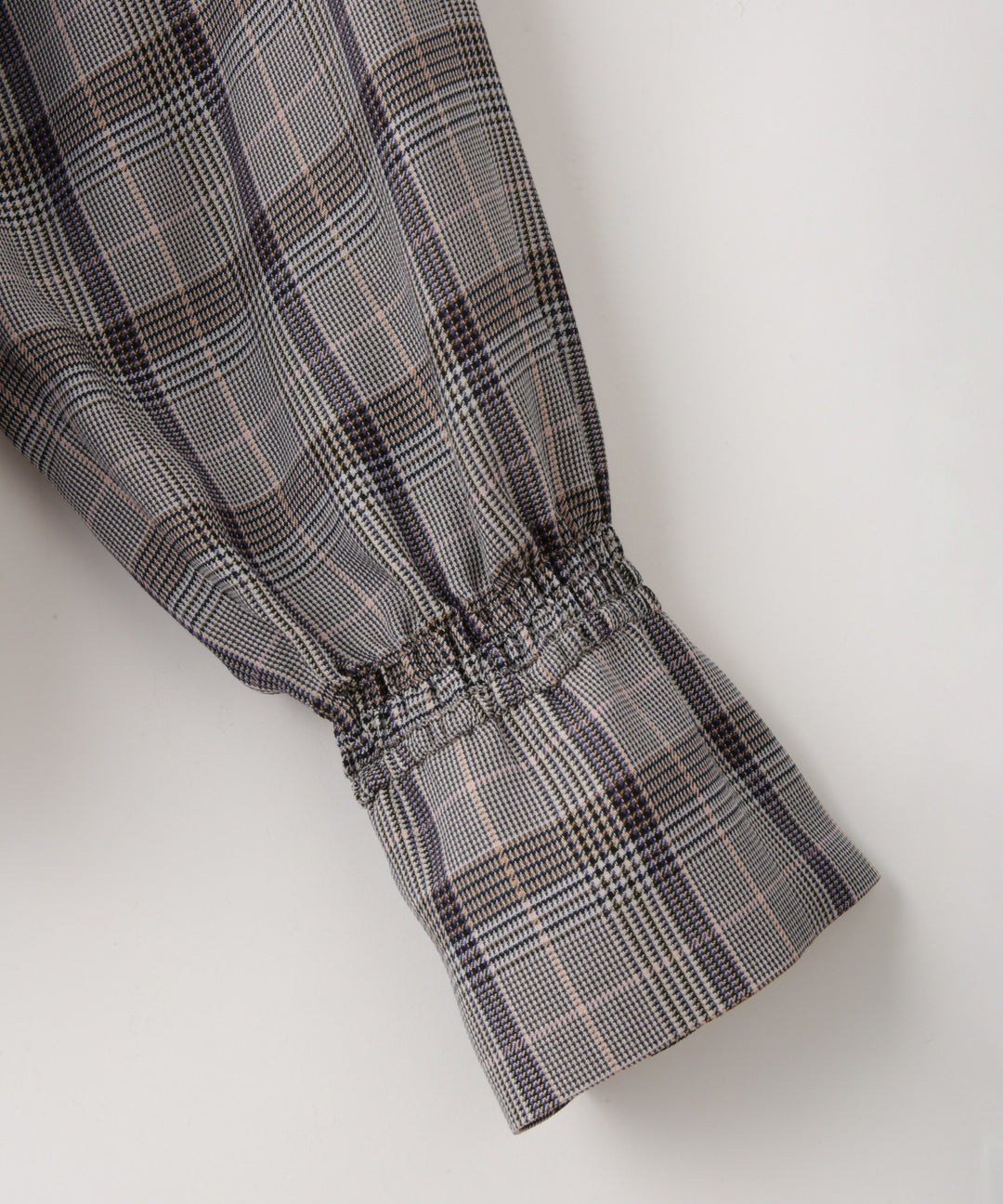 シャーリングブラウス