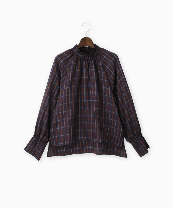 シャーリングブラウス