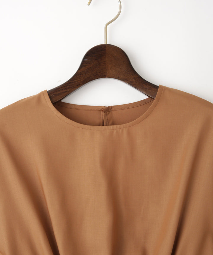 チュニックシャツ