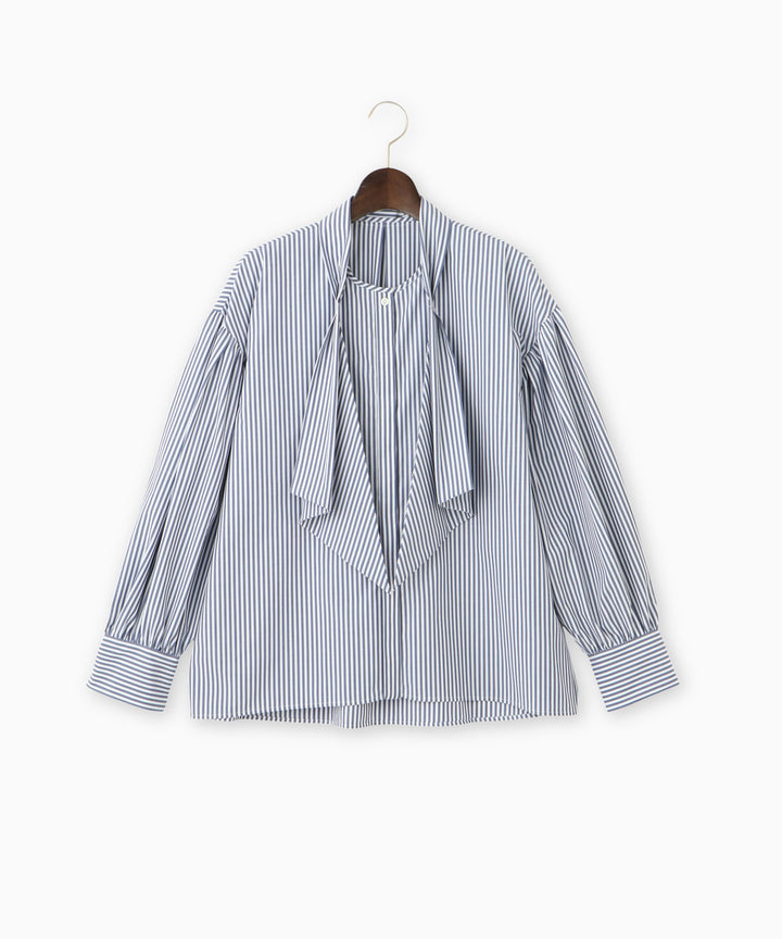 ボウタイブラウス