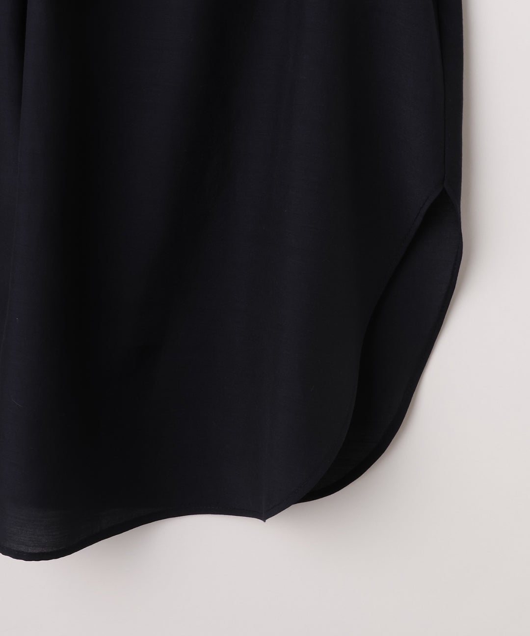 ウエストラップデザインシャツ