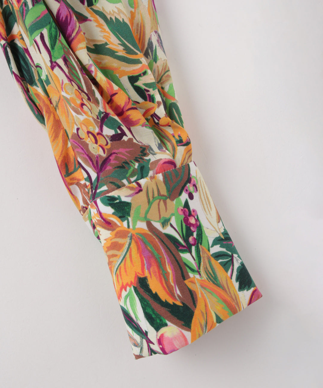 フラワープリントブラウス