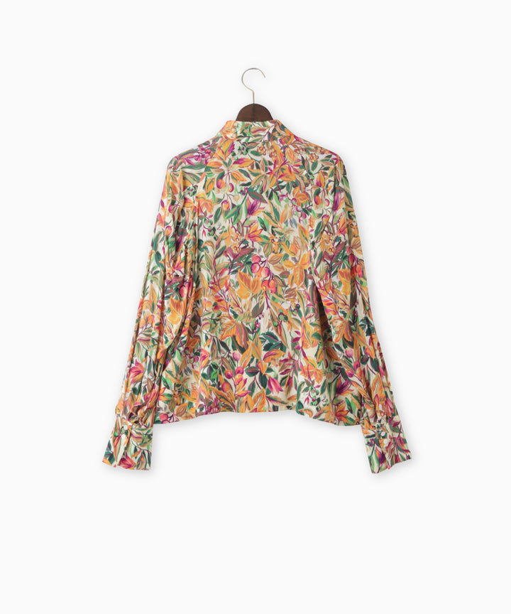フラワープリントブラウス