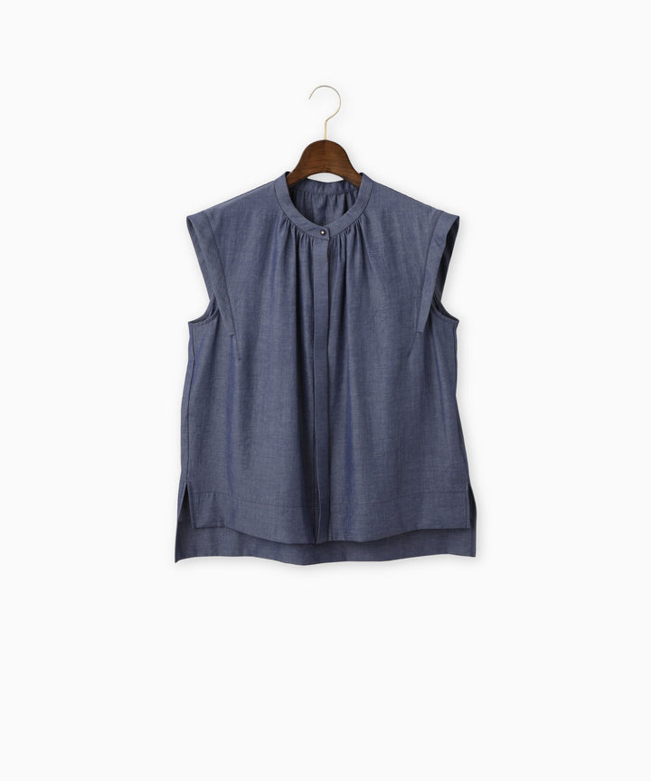 Sleeveless Crew Neck Blouse