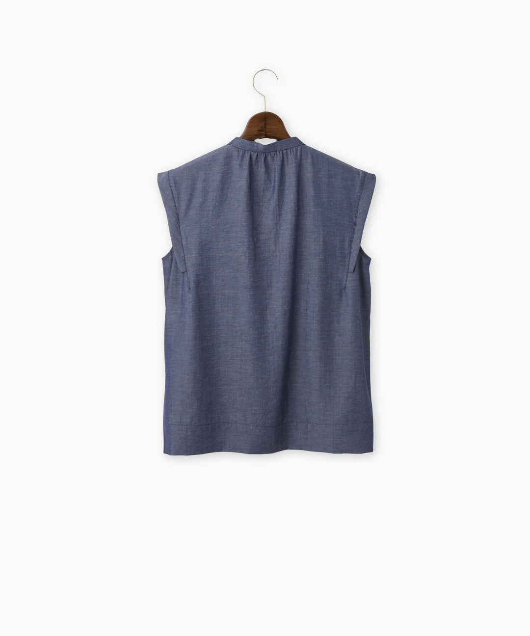 Sleeveless Crew Neck Blouse