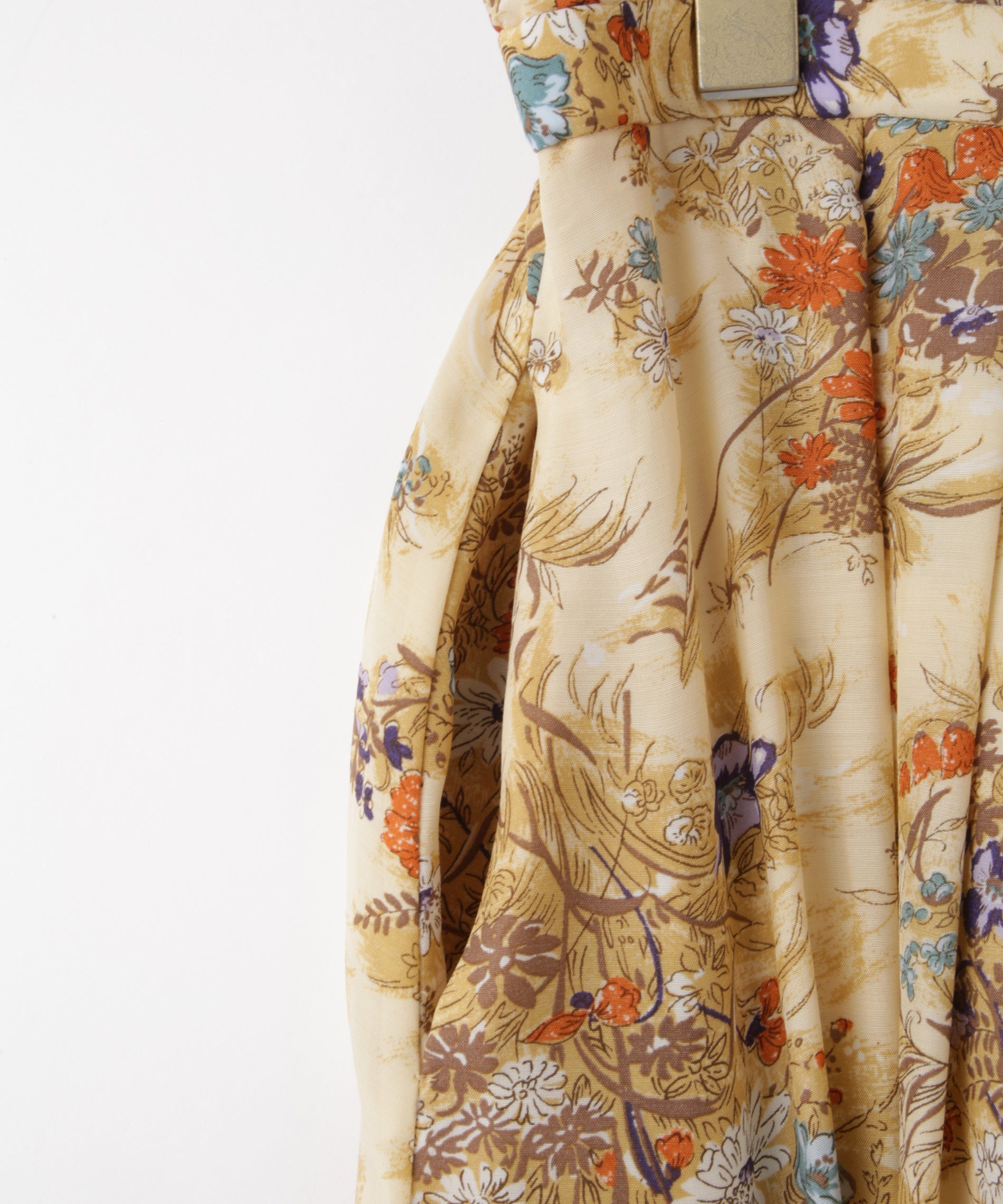 花柄プリントタックフレアスカート – FACE SANS FARD