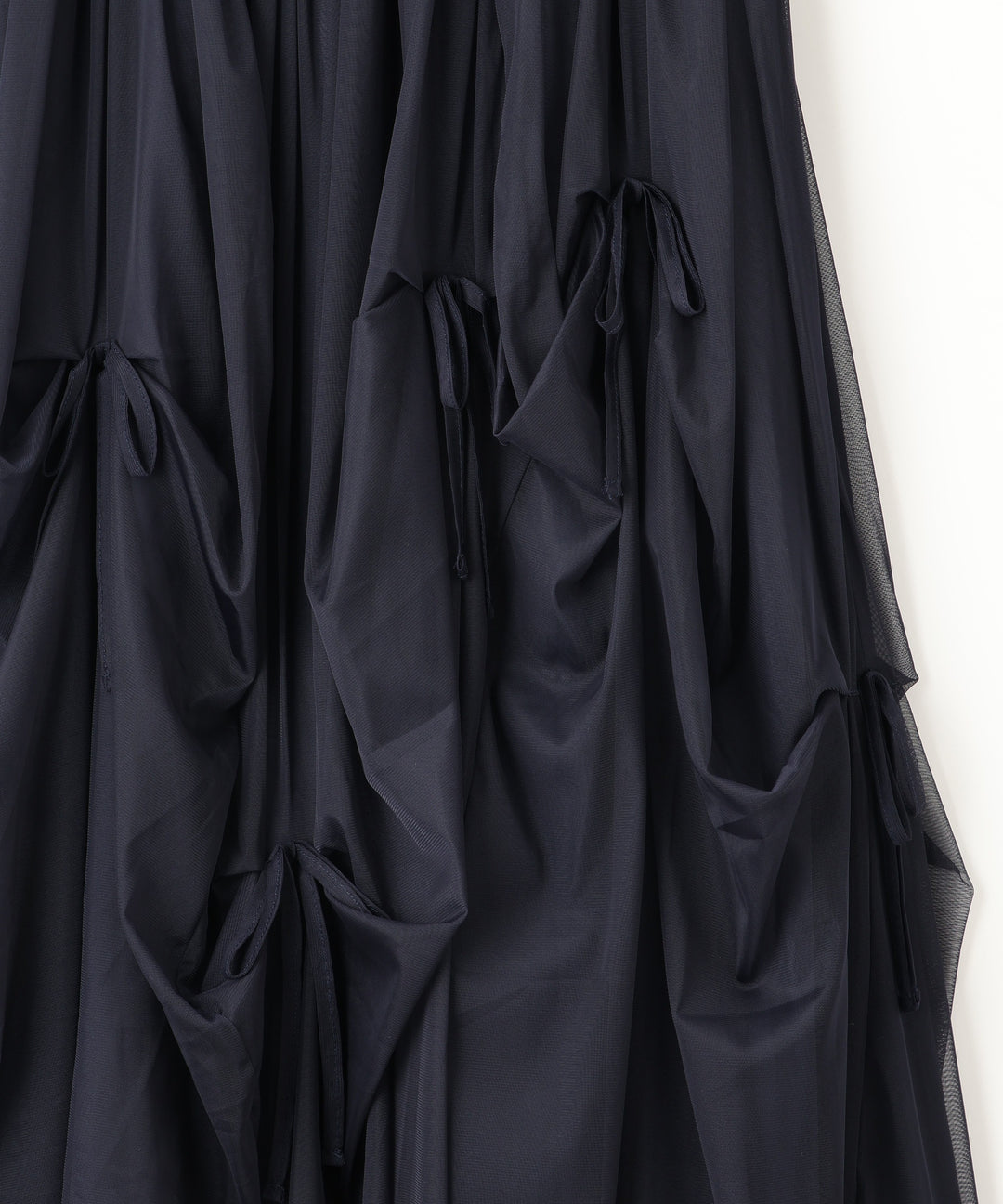 ランダムタックチュールスカート