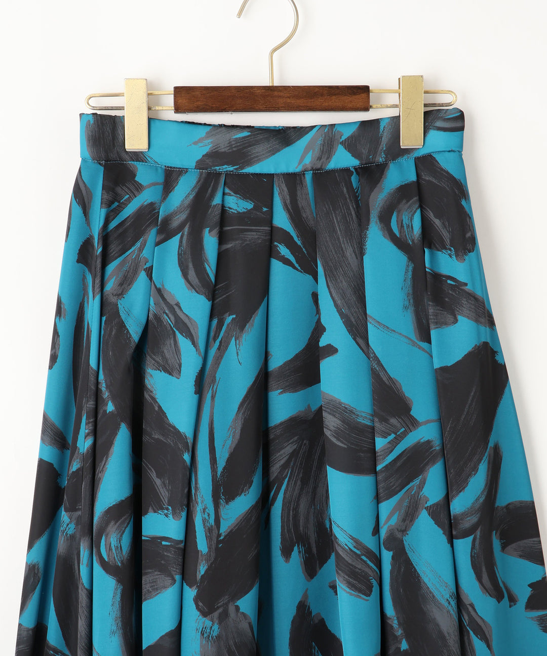 オリジナルプリントタックスカート