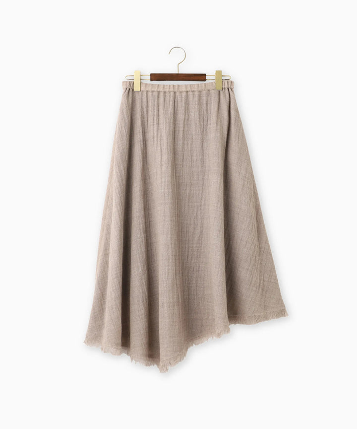 イレギュラーヘムスカート