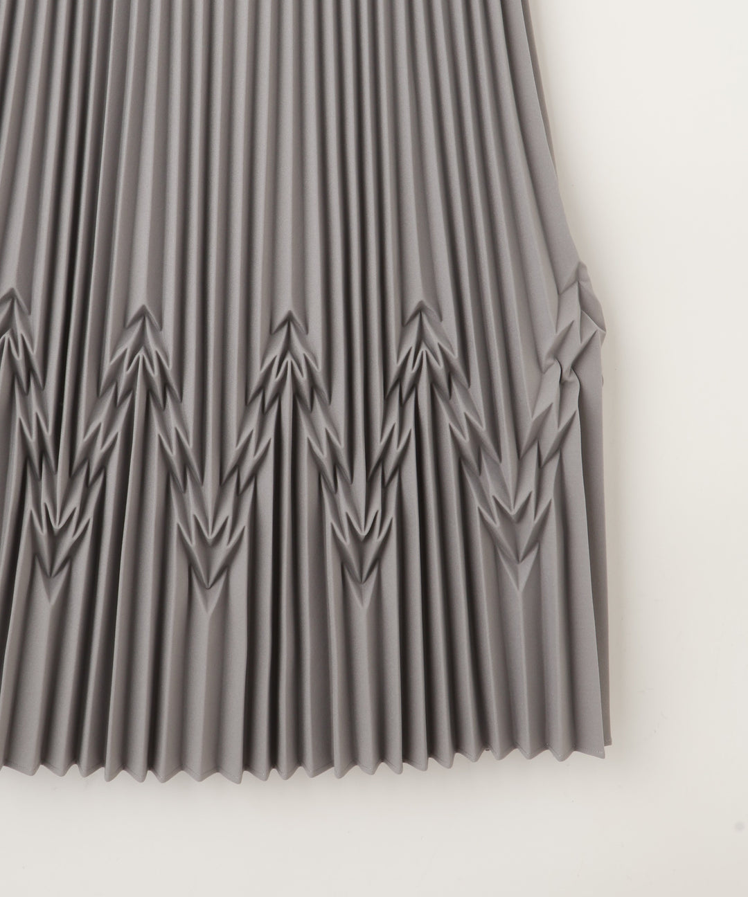 幾何柄プリーツスカート