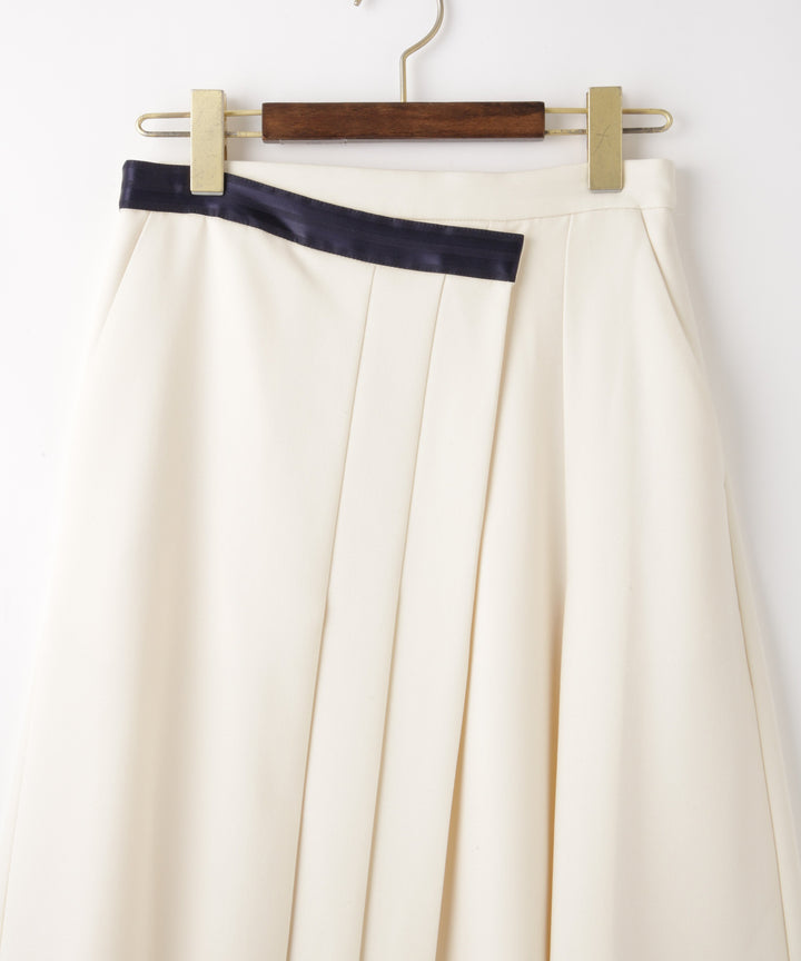 カラーテープウエストマークアシンメトリースカート