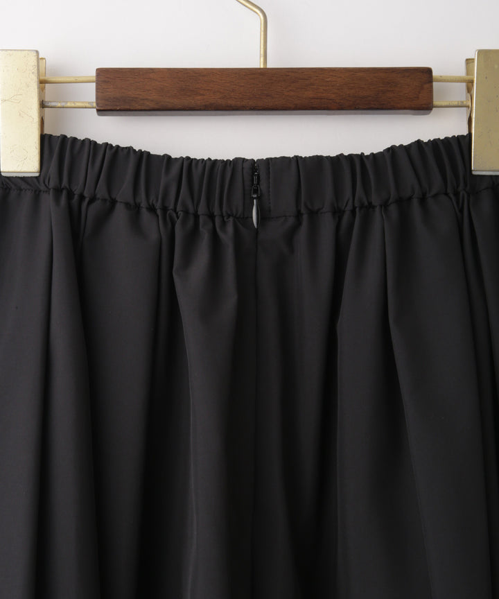 裾チュールタフタスカート