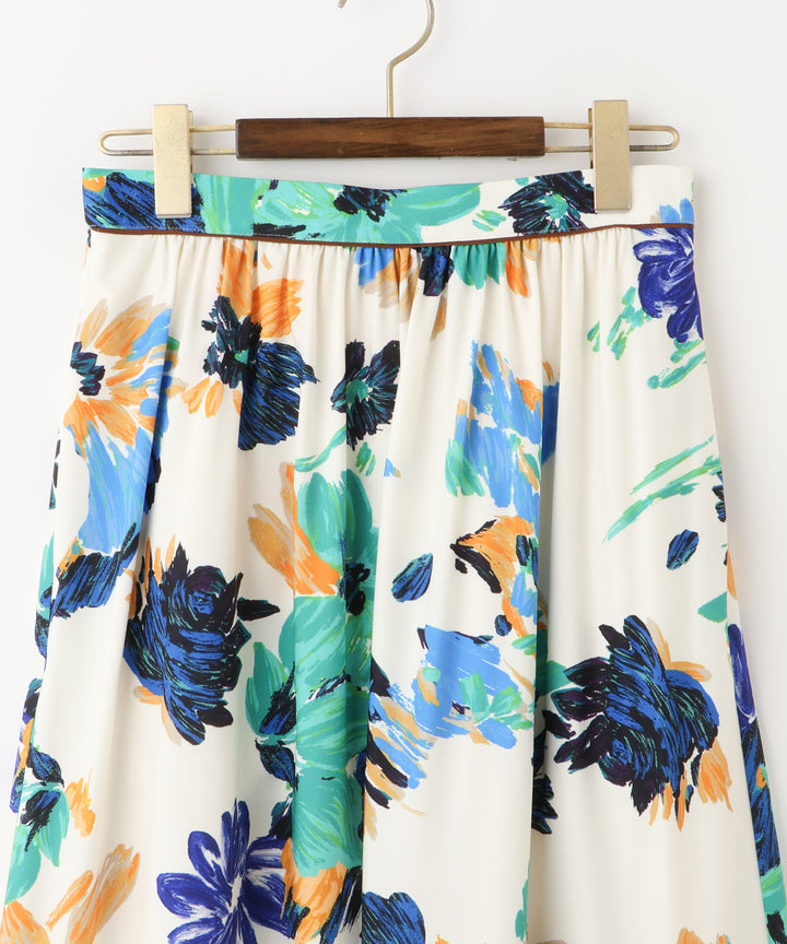 マルチカラープリントフレアスカート