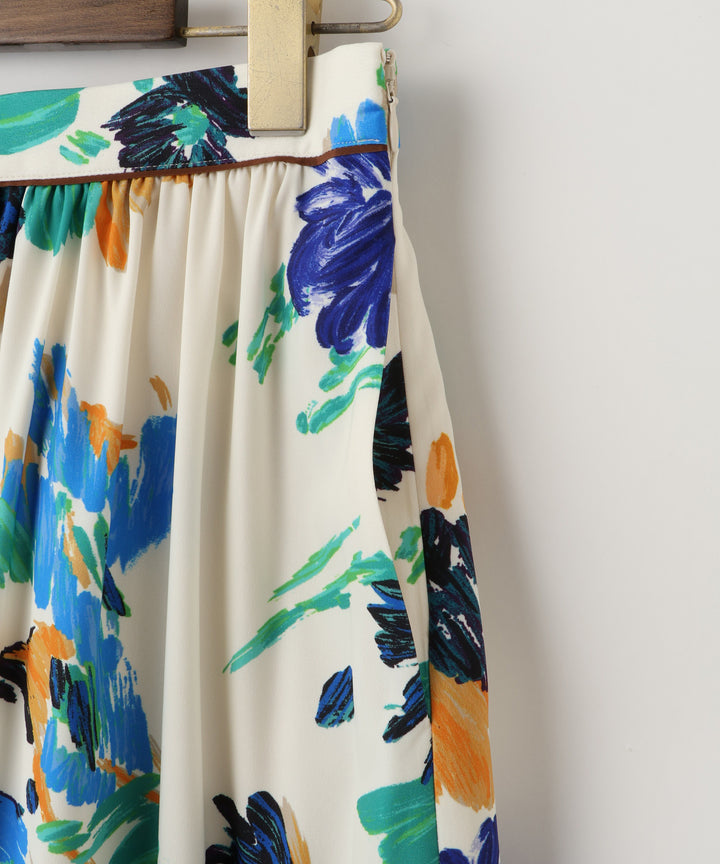 マルチカラープリントフレアスカート