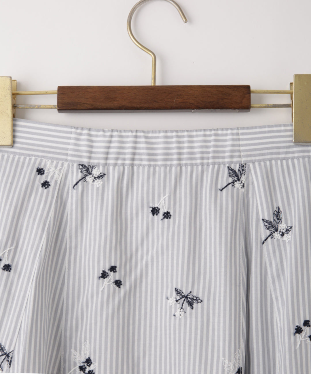 刺繍ストライプスカート