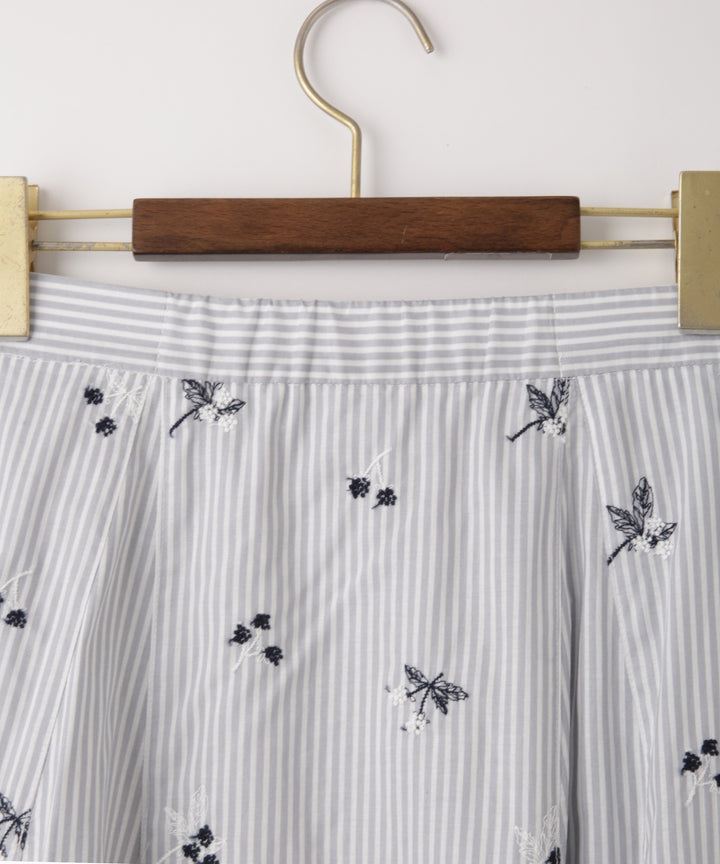 刺繍ストライプスカート