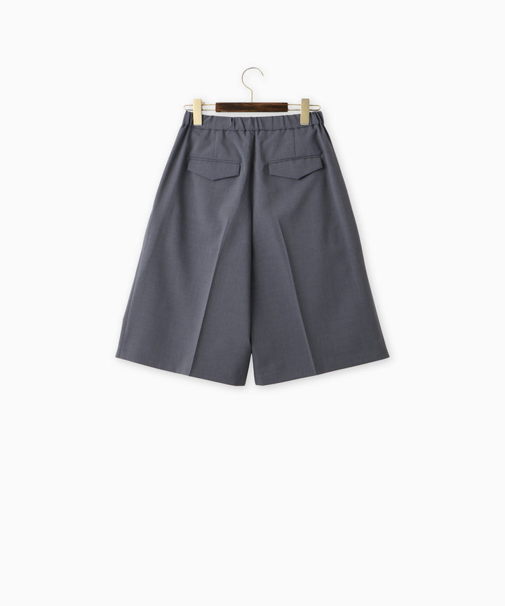 センタープレスハーフパンツ