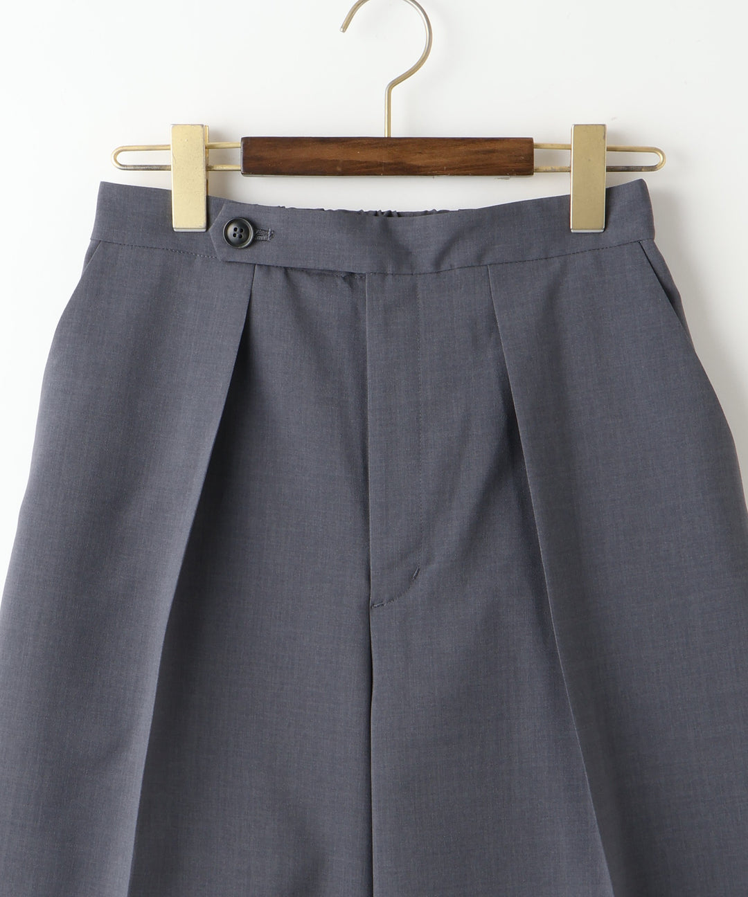 センタープレスハーフパンツ