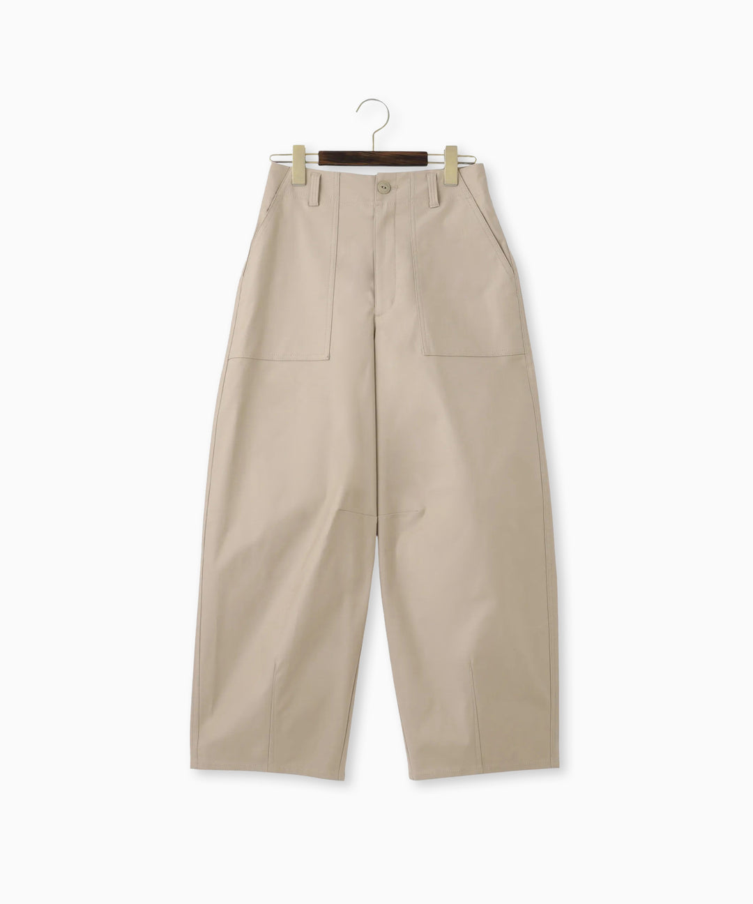 カーヴィーシルエットパンツ