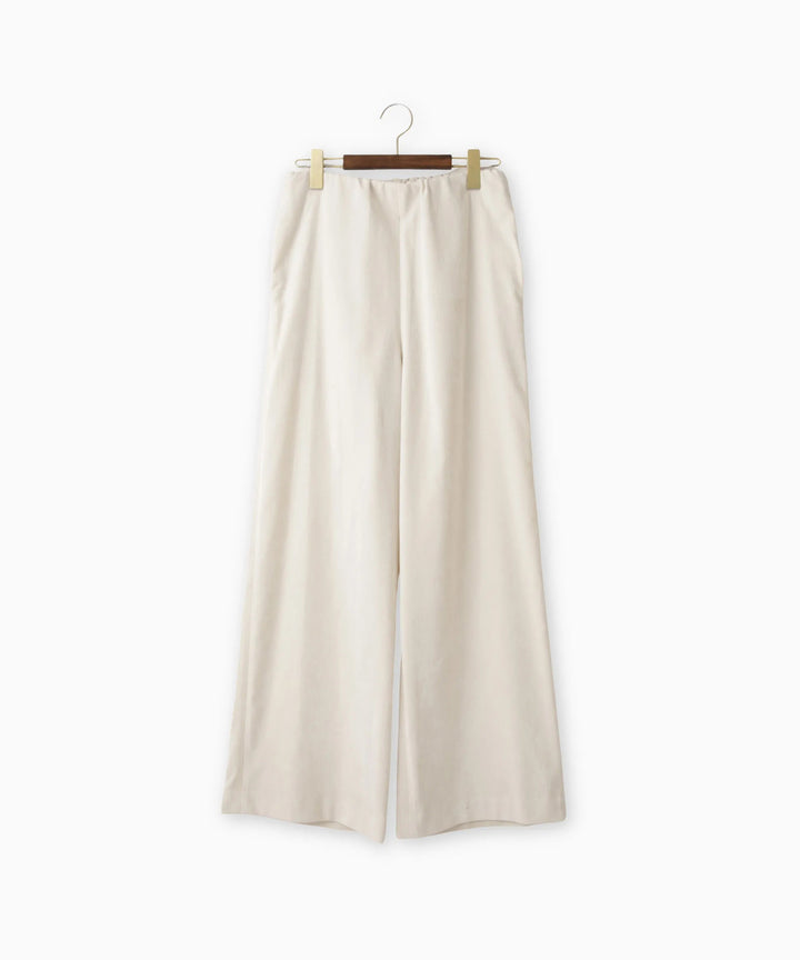 リラックスパンツ