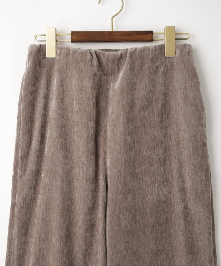 リラックスパンツ