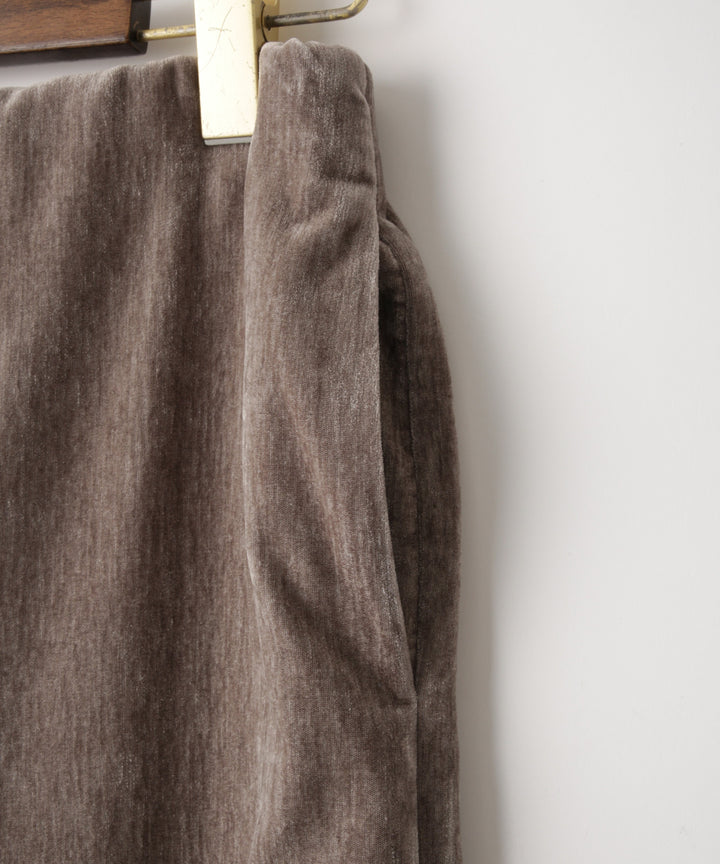 リラックスパンツ