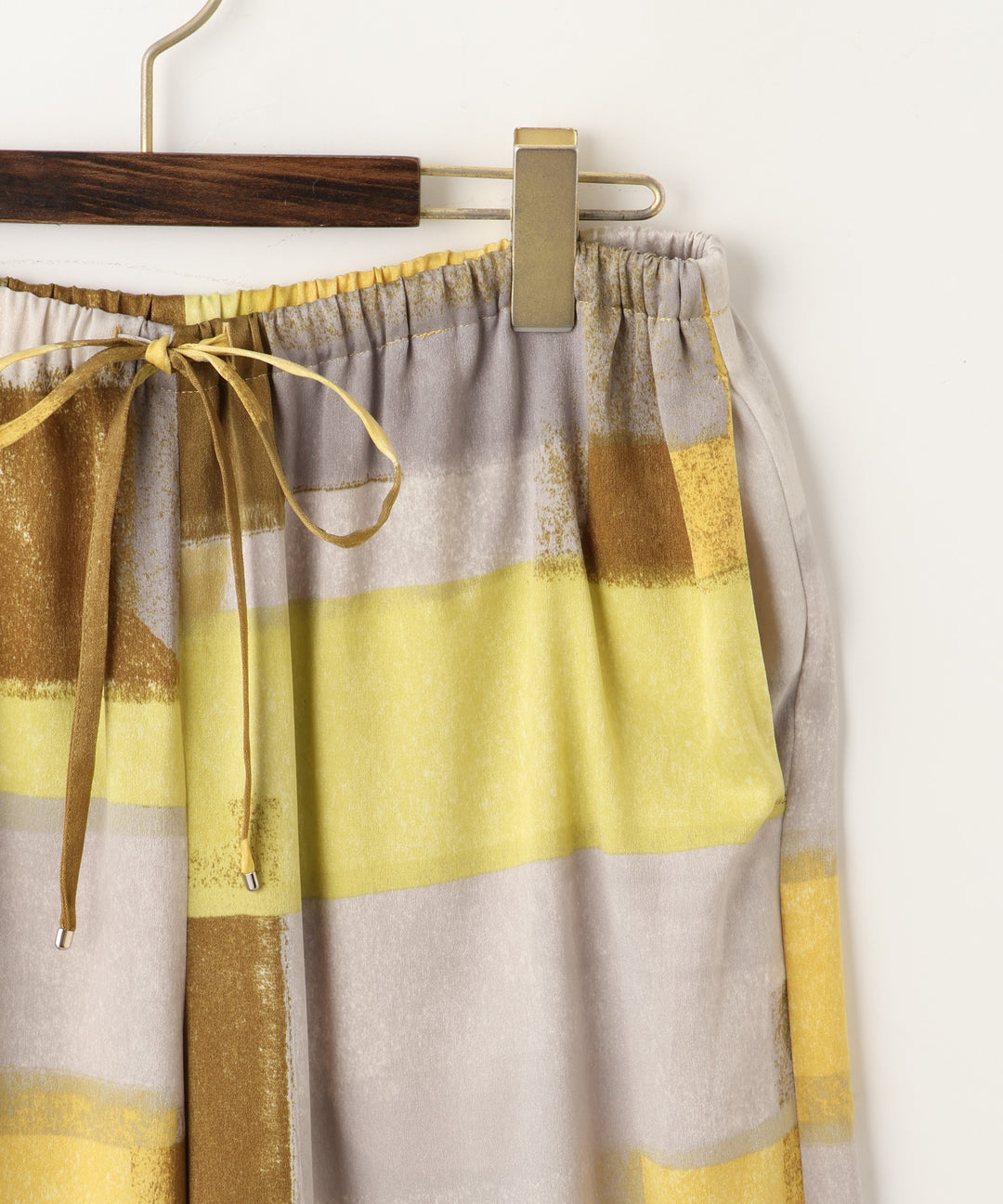 アートプリントマイクロサテンワイドパンツ