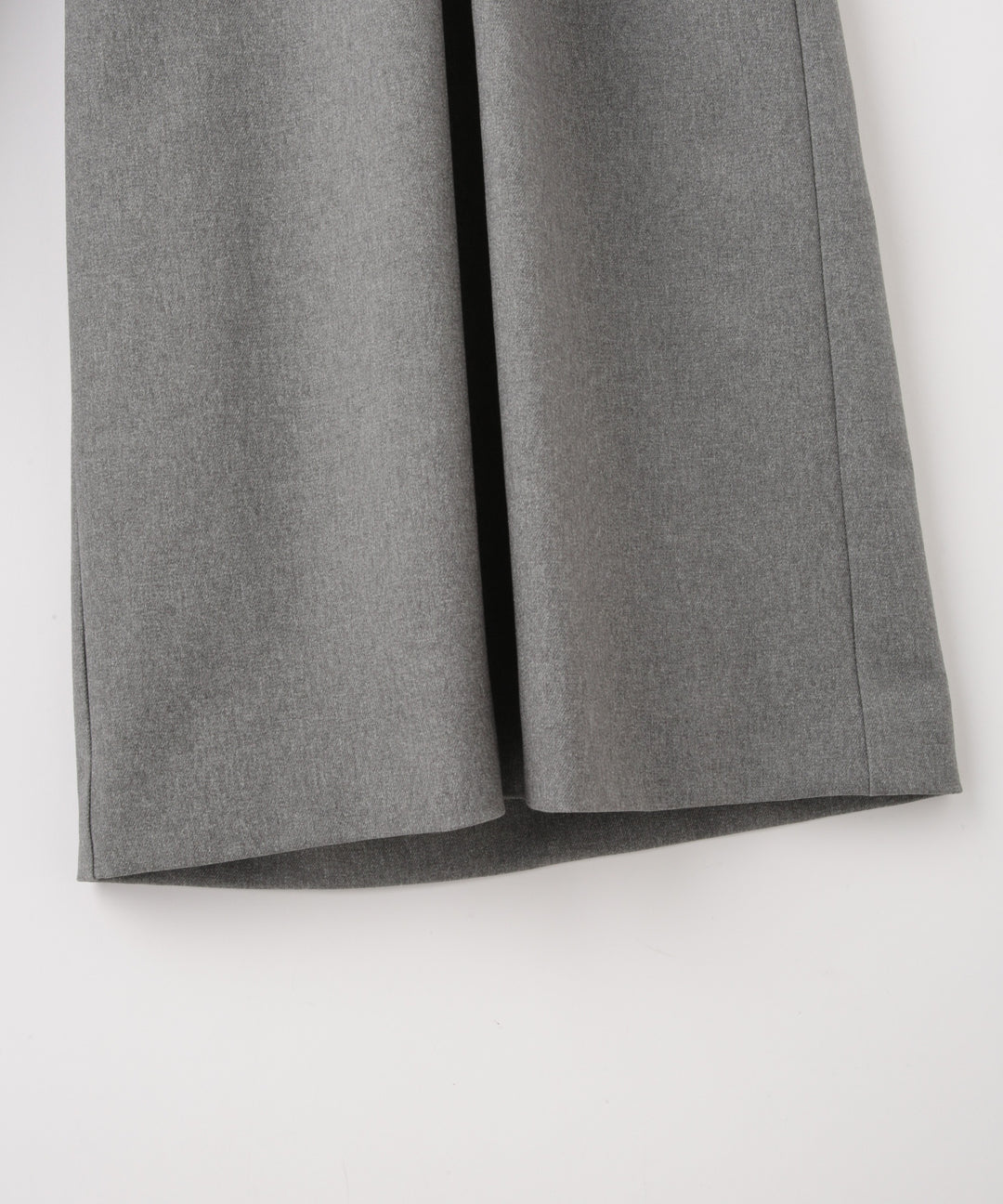 カラーテープウエストマークテーパードパンツ