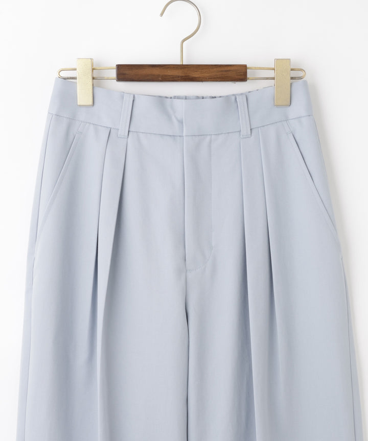 タックワイドパンツ