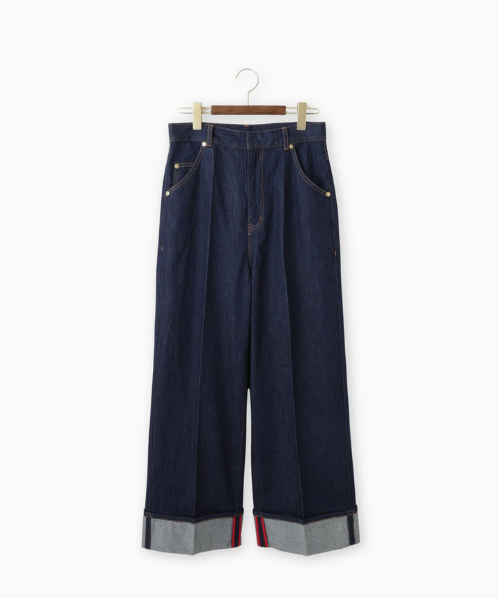 ロールアップデニムパンツ