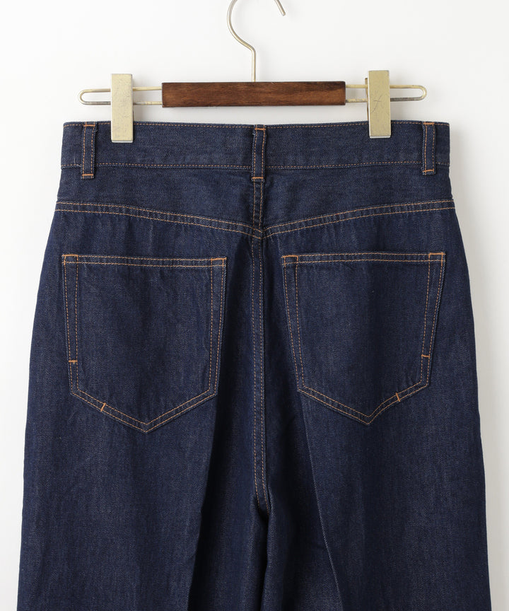 ロールアップデニムパンツ