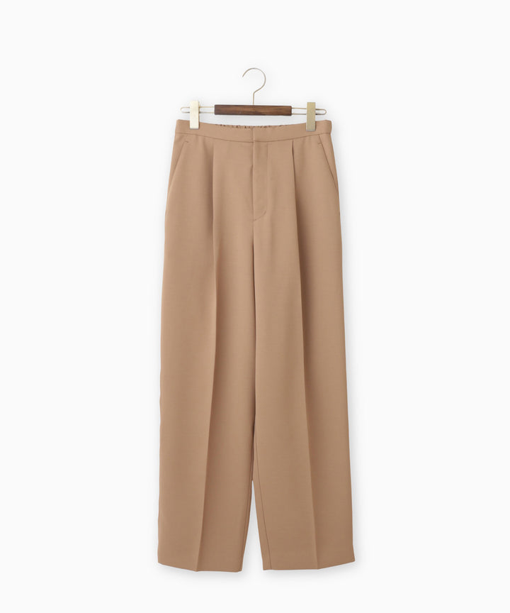 センタープレステーパードパンツ