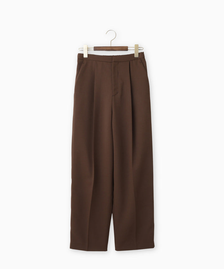 センタープレステーパードパンツ