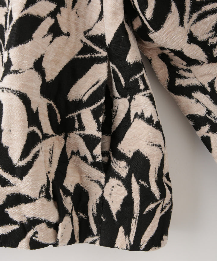 ジャガードブルゾン