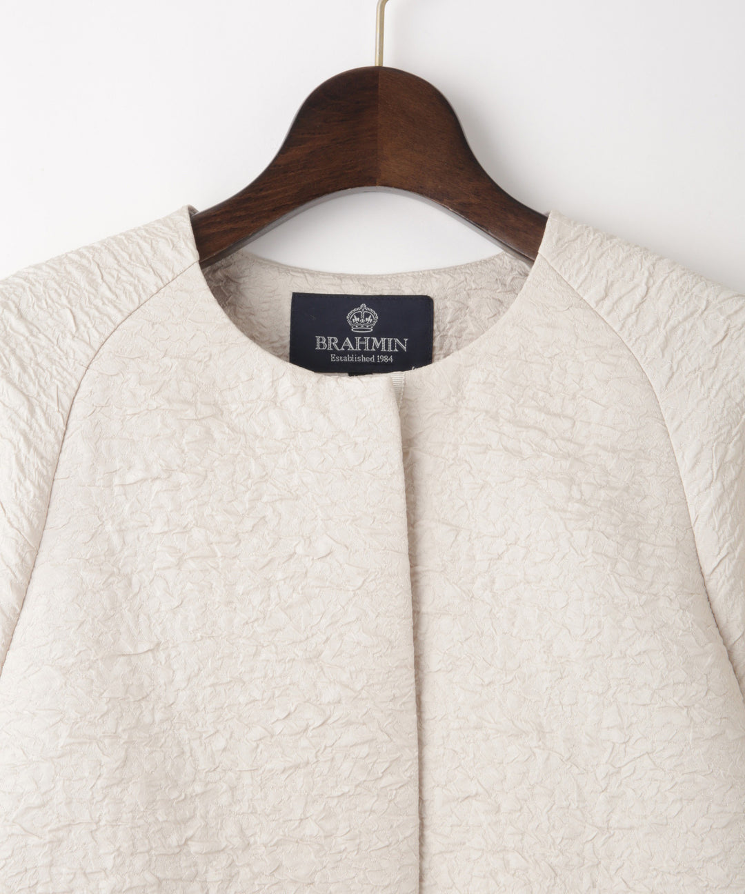 ジャガードノーカラージャケット