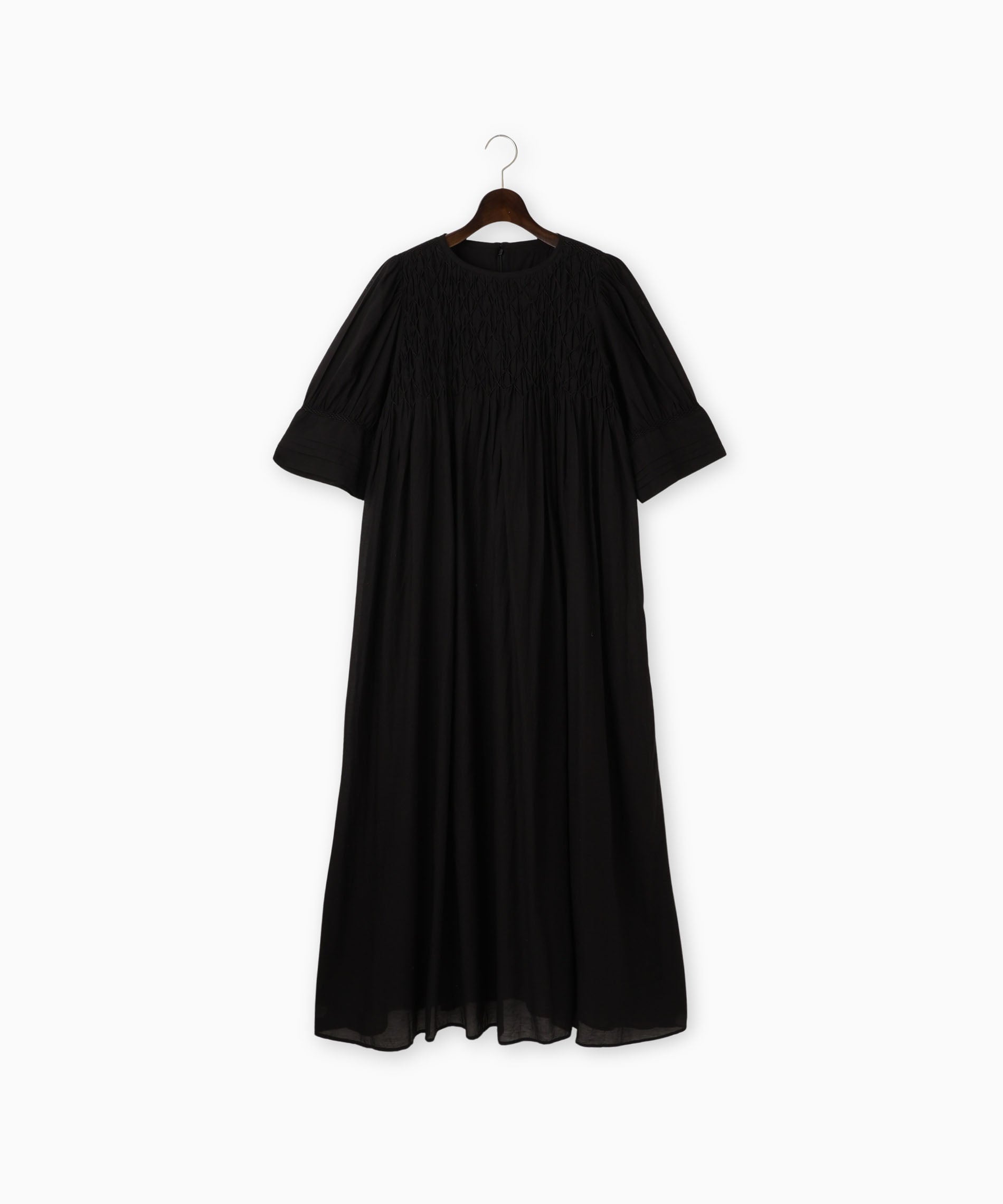 モノグラムエンブロイダリーワンピース エンブロイダリーワンピース – FACE SANS FARD