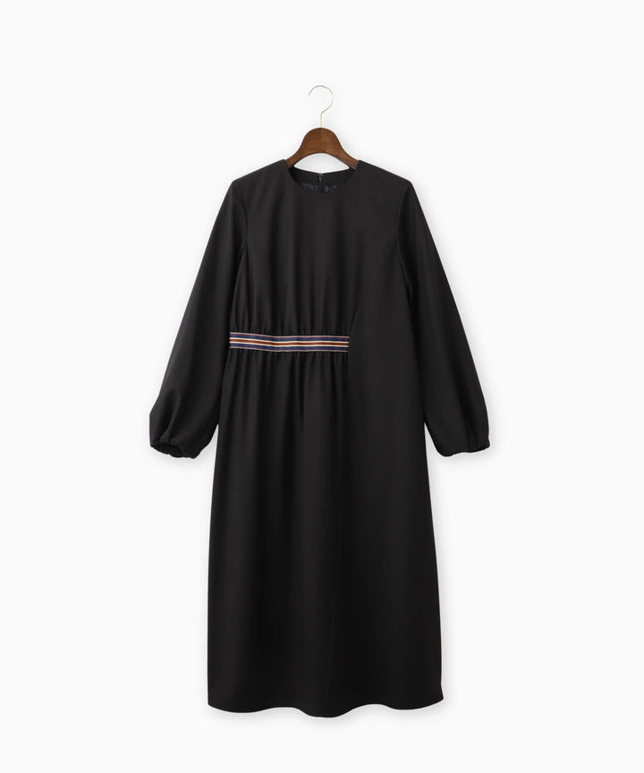 ウエストラインテープワンピース