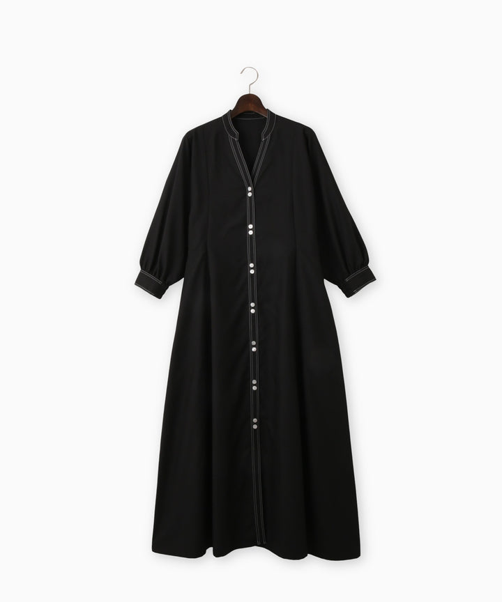 Vネックワンピース