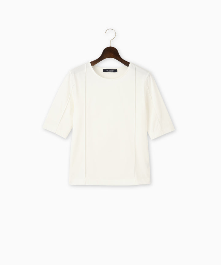 ピンタックTシャツ