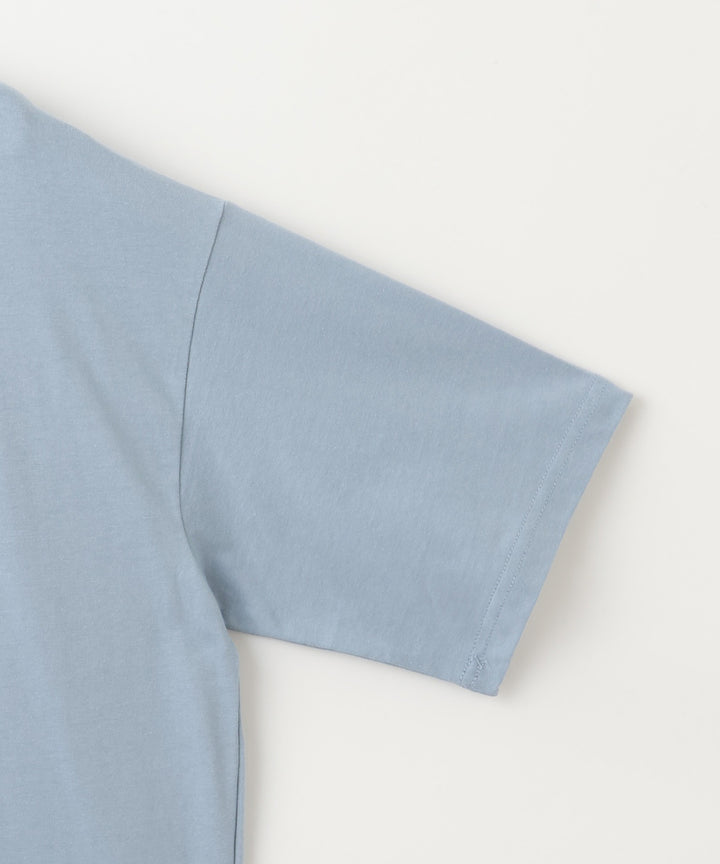 ロゴプリントTシャツ