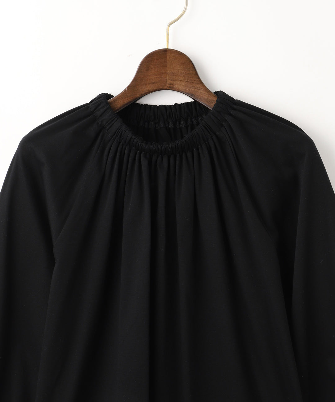 ギャザートップス